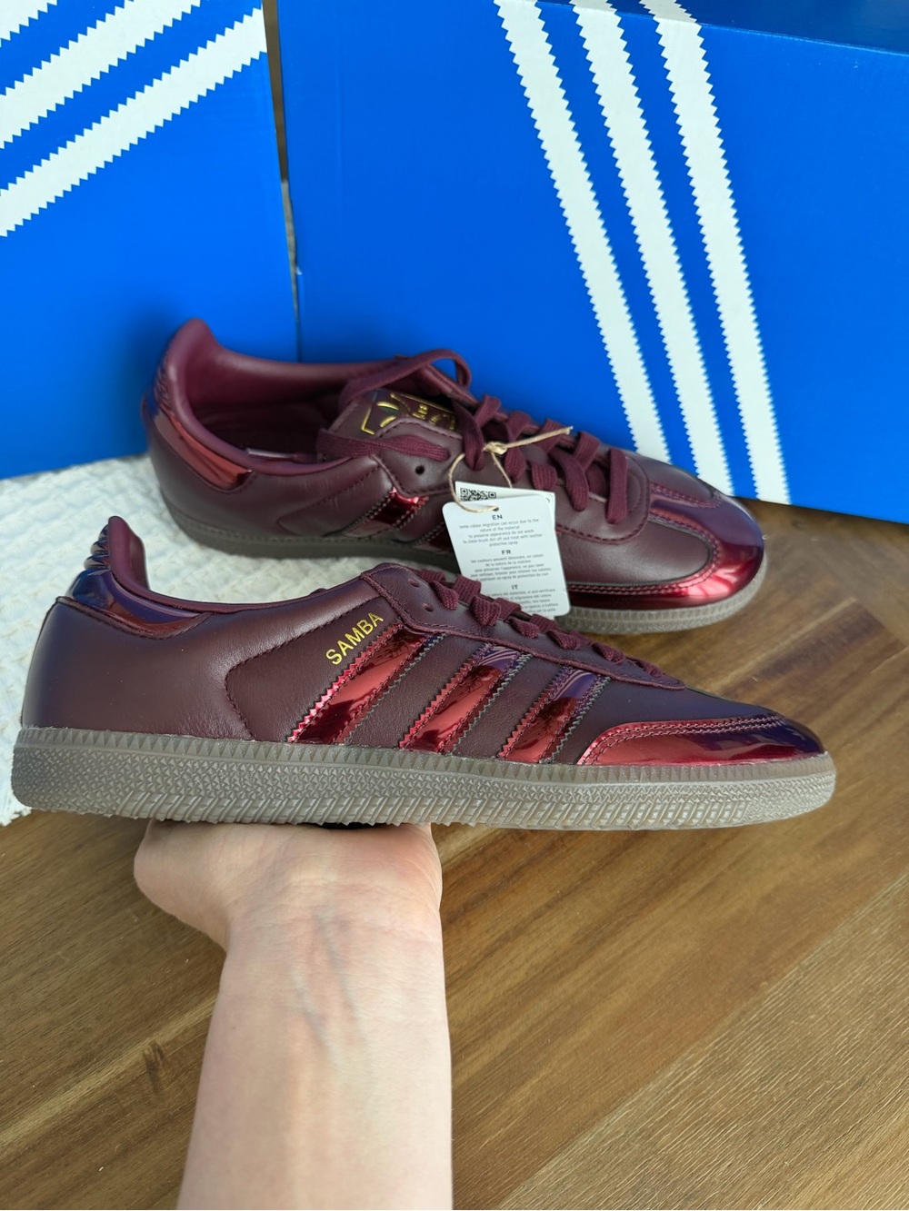adidas Samba OG Maroon / Metallic / Gold - Picture 9 of 10